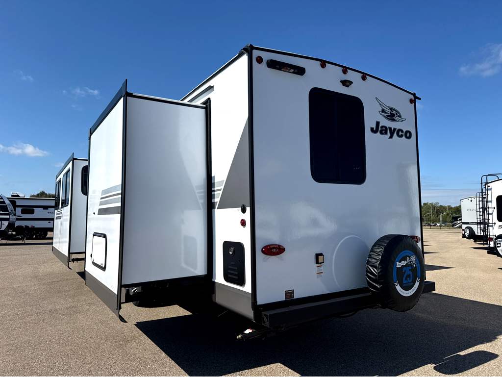 2027 JAYCO JAY FLIGHT 380DQS - Image 3