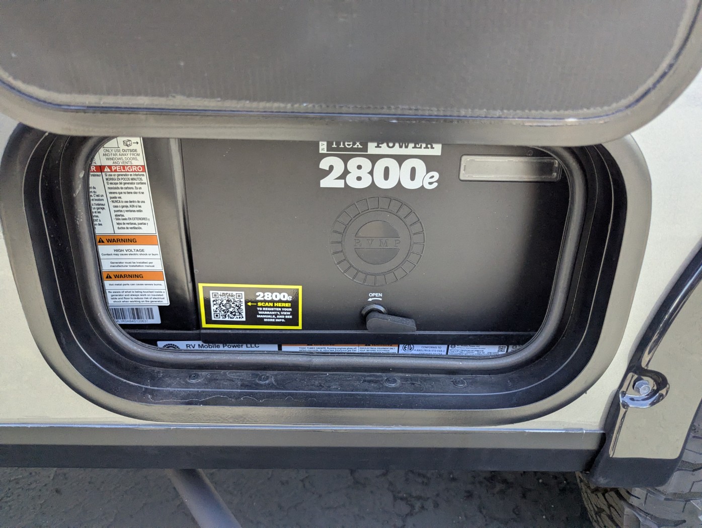2026 Winnebago EKKO Sprinter 23B -Pop-Top AWD - ATH Edition - Image 18