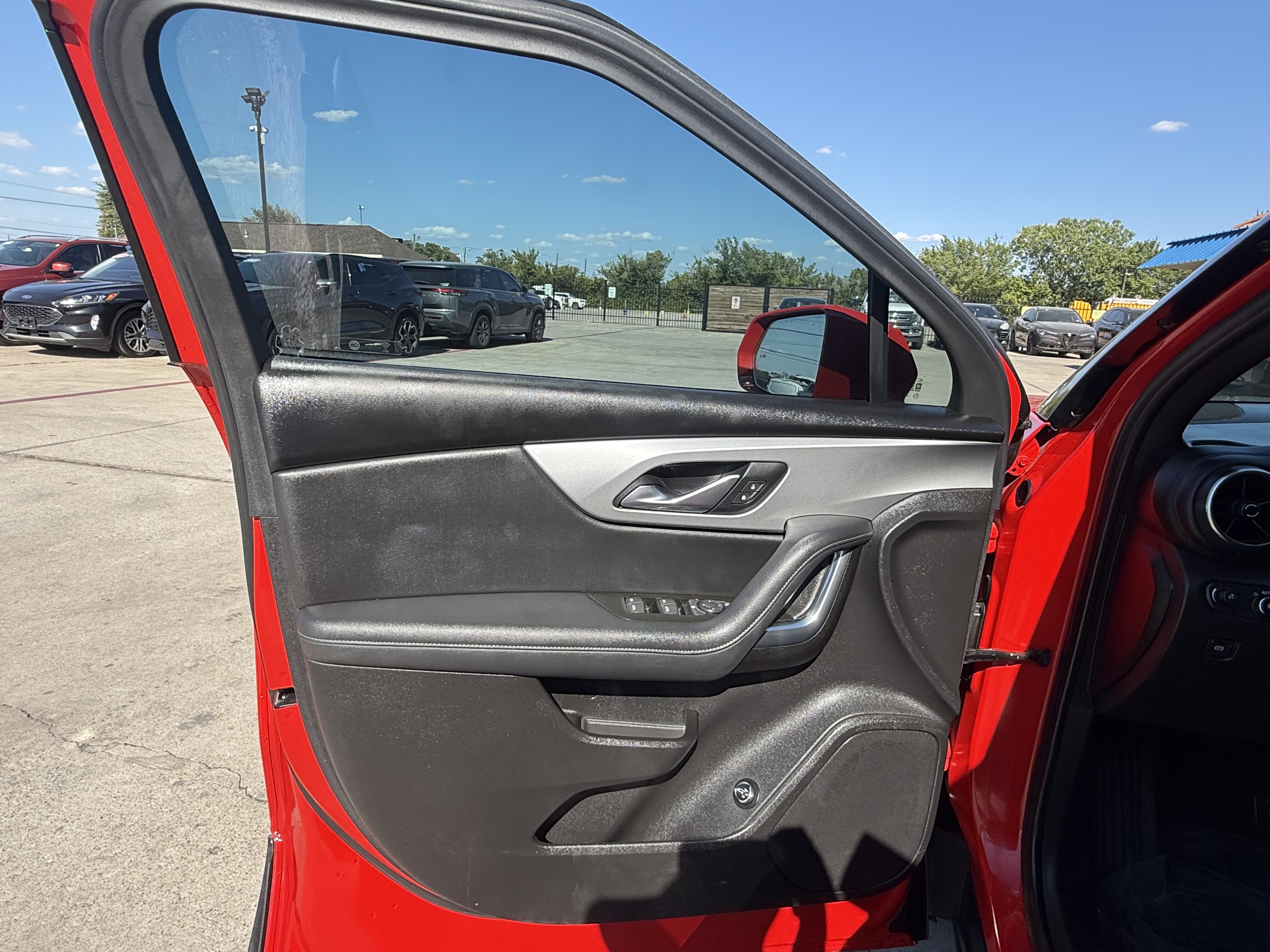2019 Chevrolet Blazer Utility 4D 2LT 2WD - Image 24