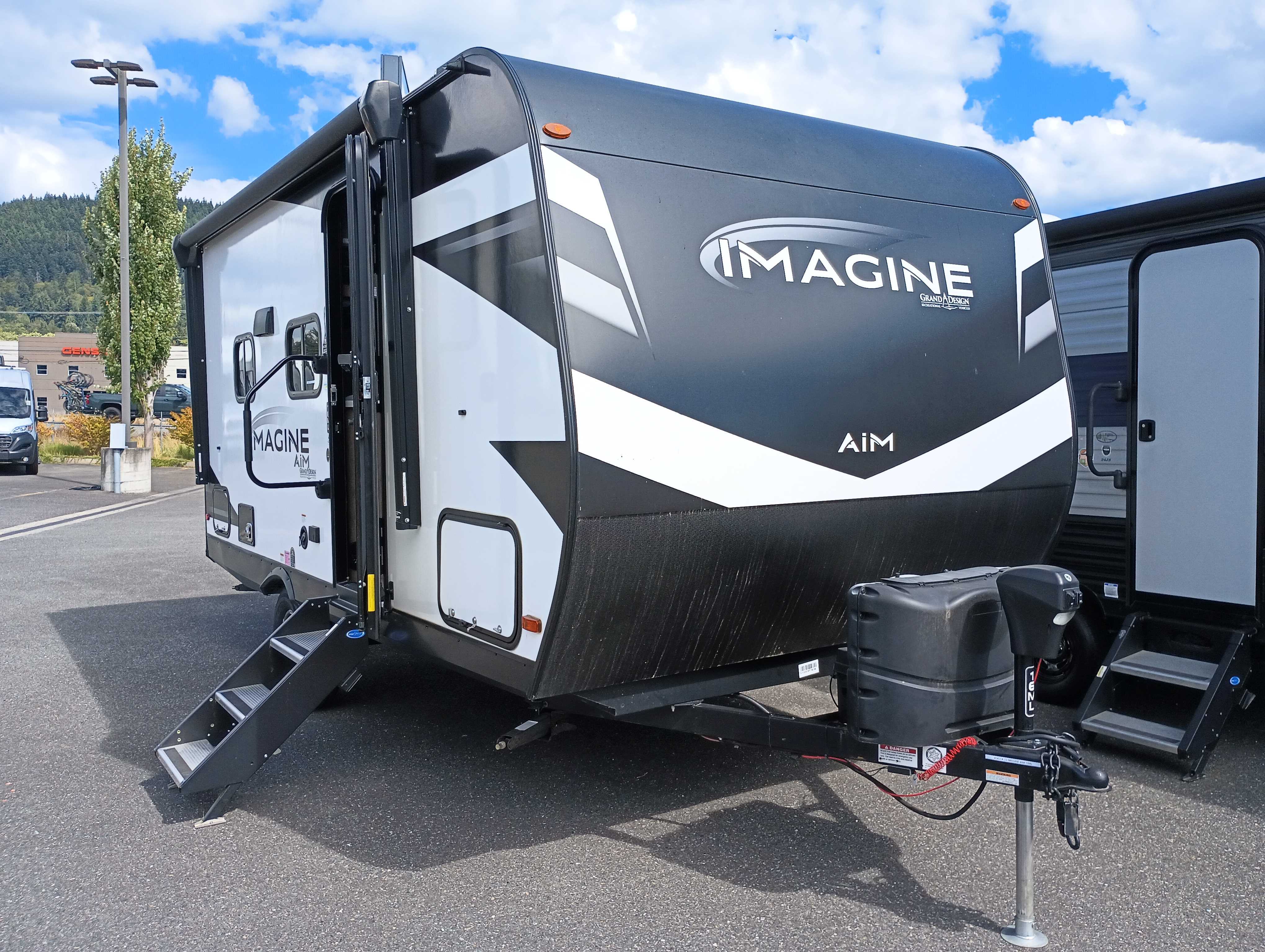 2023 Grand Design Imagine AIM 16ML - Image 1