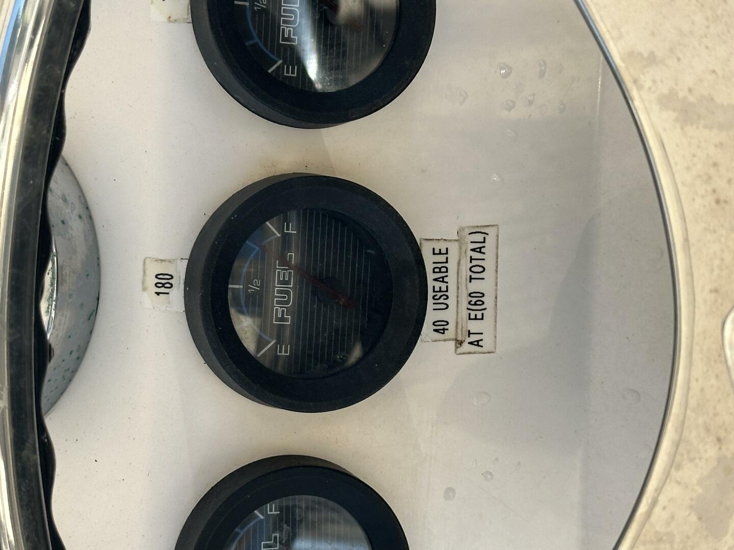 1994 Intrepid 376 Walkaround - Image 38