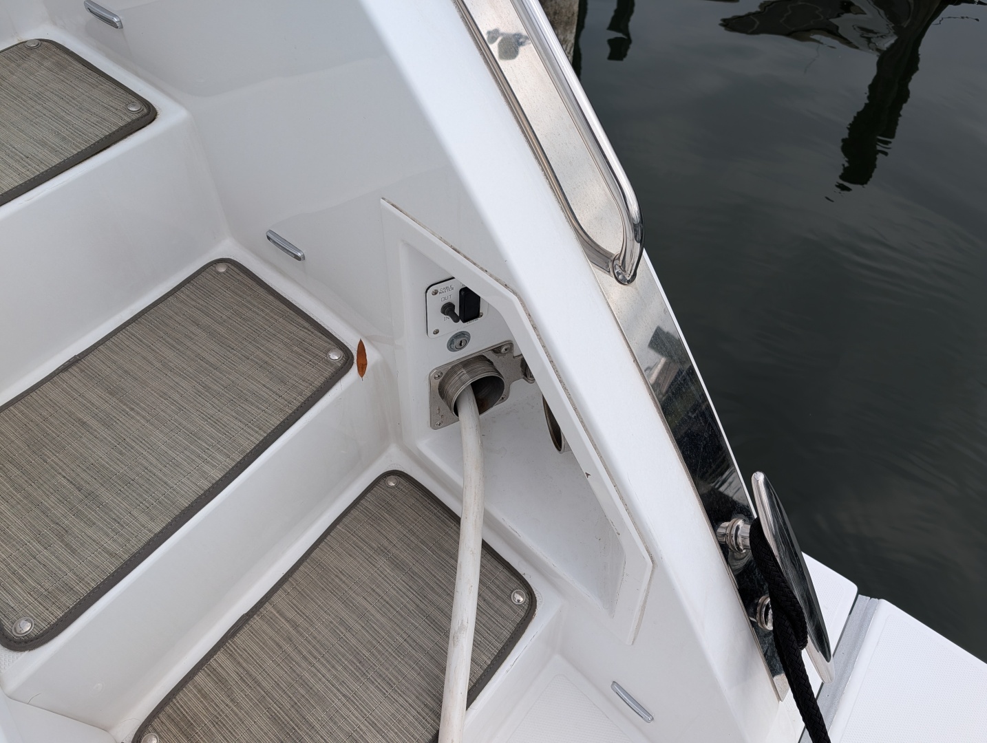 2022 Cruisers Yachts 54 Cantius - Image 60