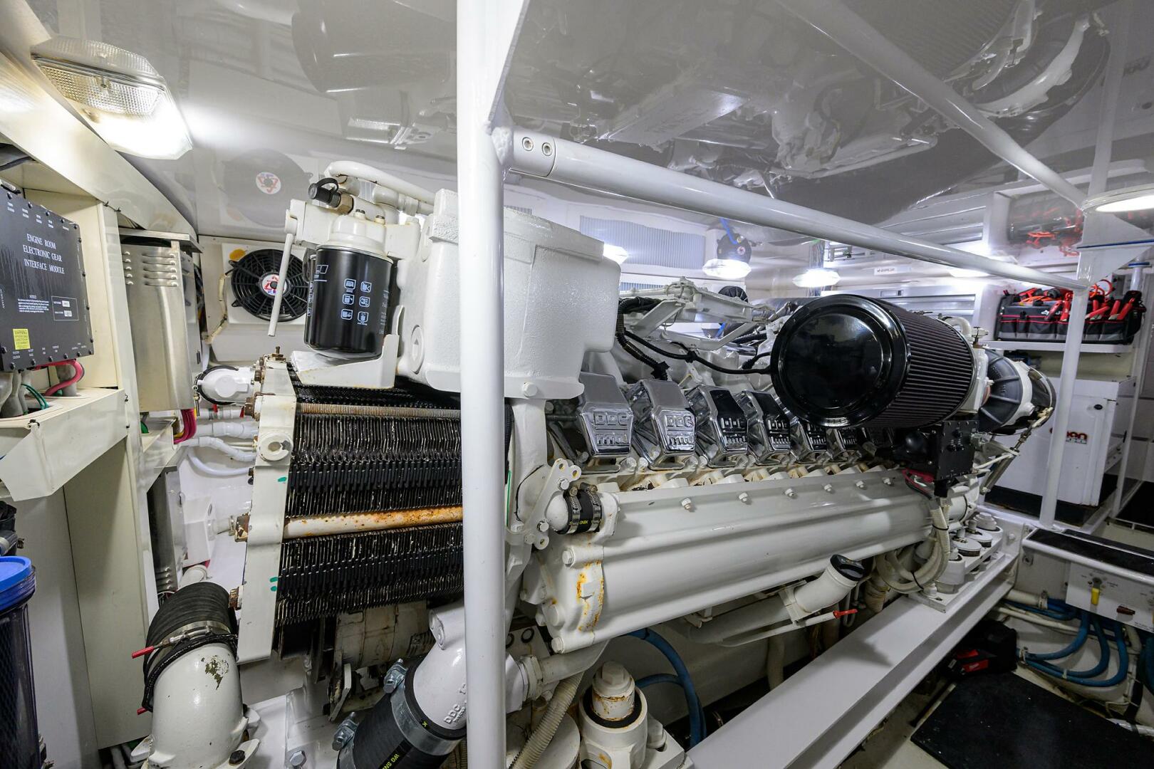 2004 Viking 65 Enclosed Bridge w/Tower - Image 78