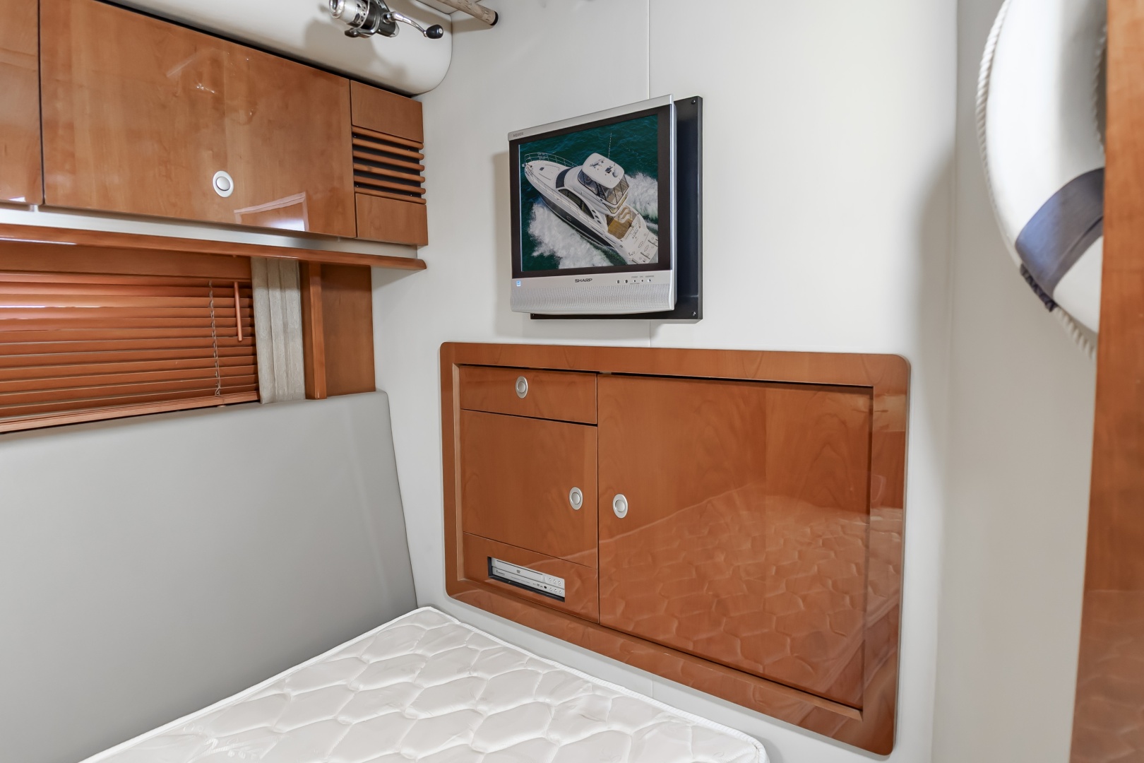 2007 Sea Ray 58 Sedan Bridge - Image 56