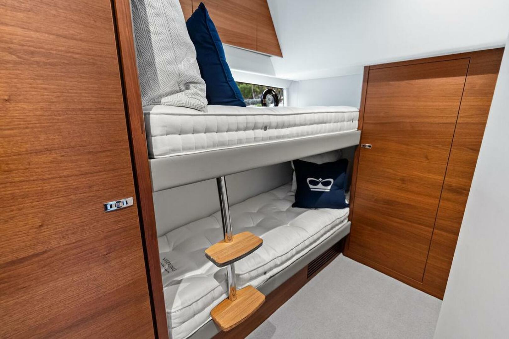 2021 Princess V55 - Image 39
