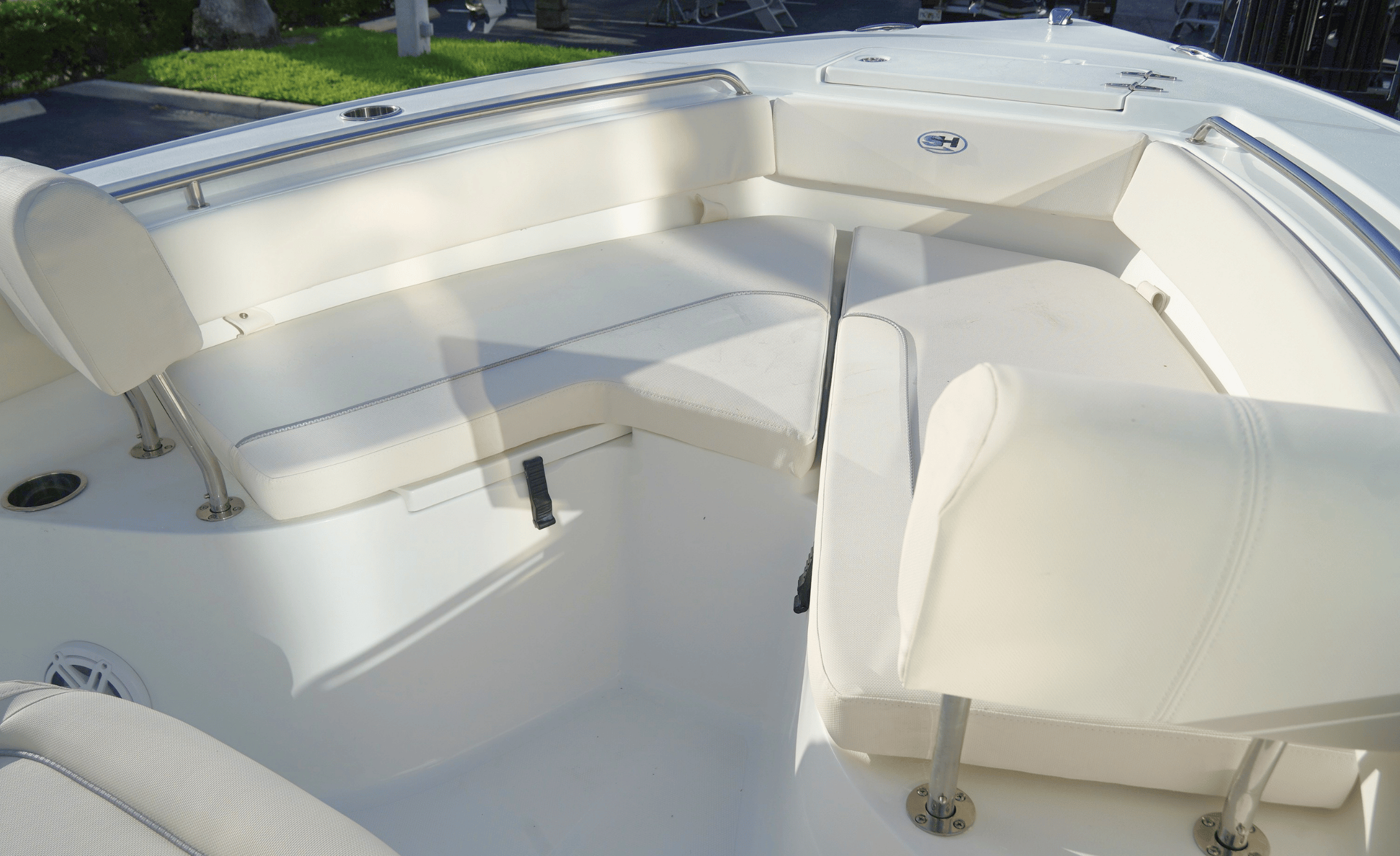 2027 SEA HUNT ULTRA 219 - Image 27
