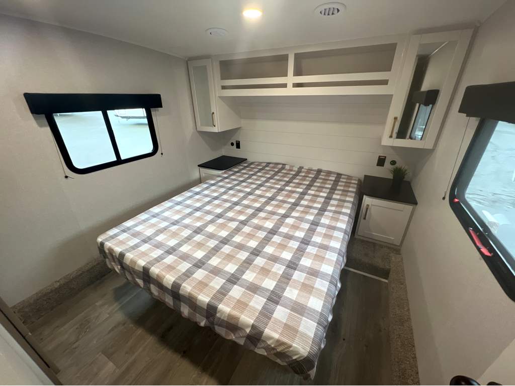2026 Jayco Eagle SLE 28BHU - Image 4