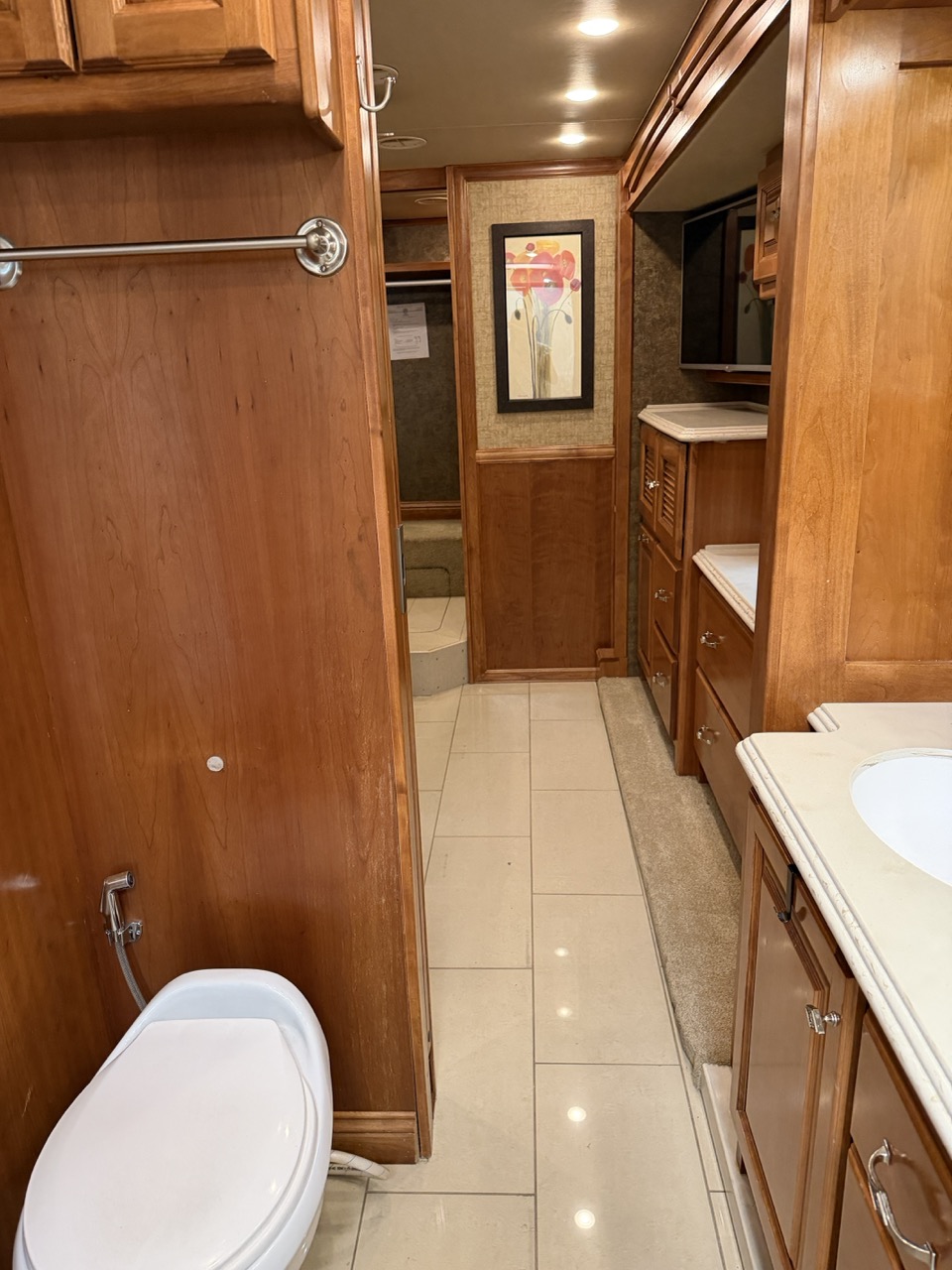 2015 Tiffin Phaeton 40 AH - Image 14
