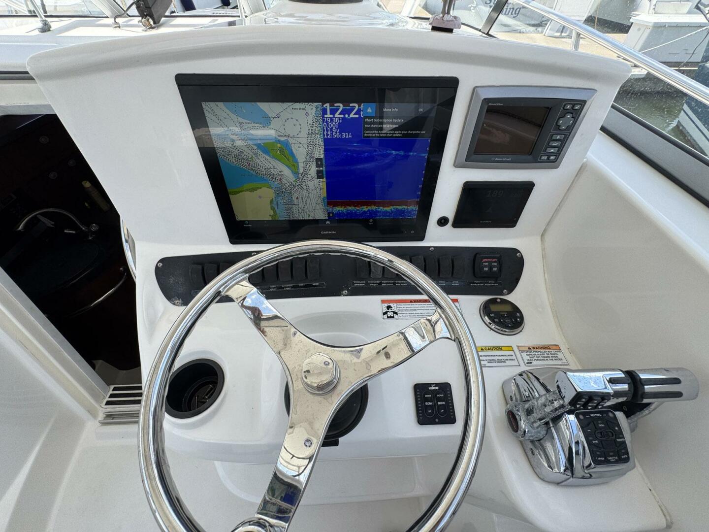 2011 Boston Whaler 305 Conquest - Image 28