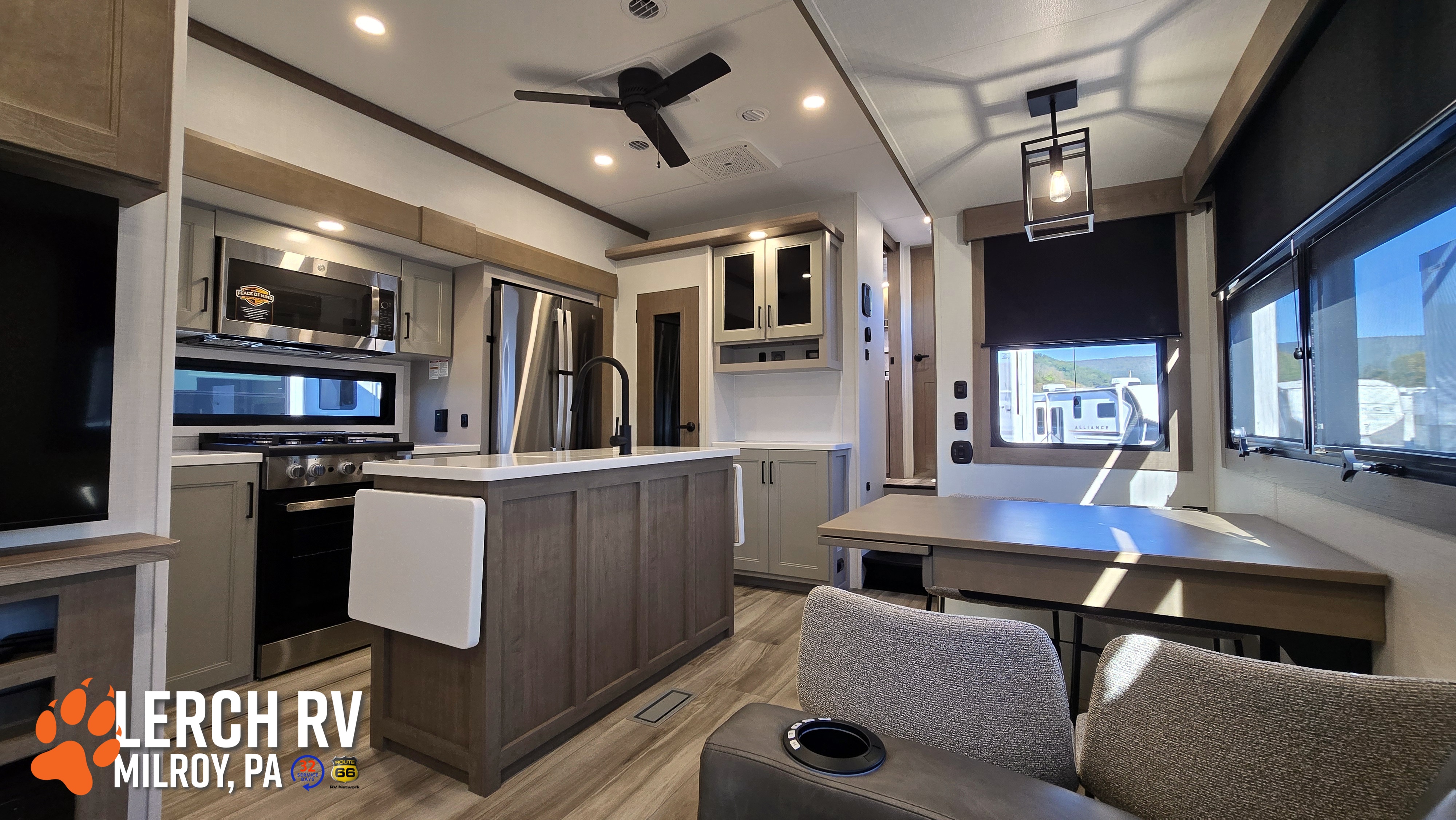 2027 KZ RV Durango D348BHF - Image 24