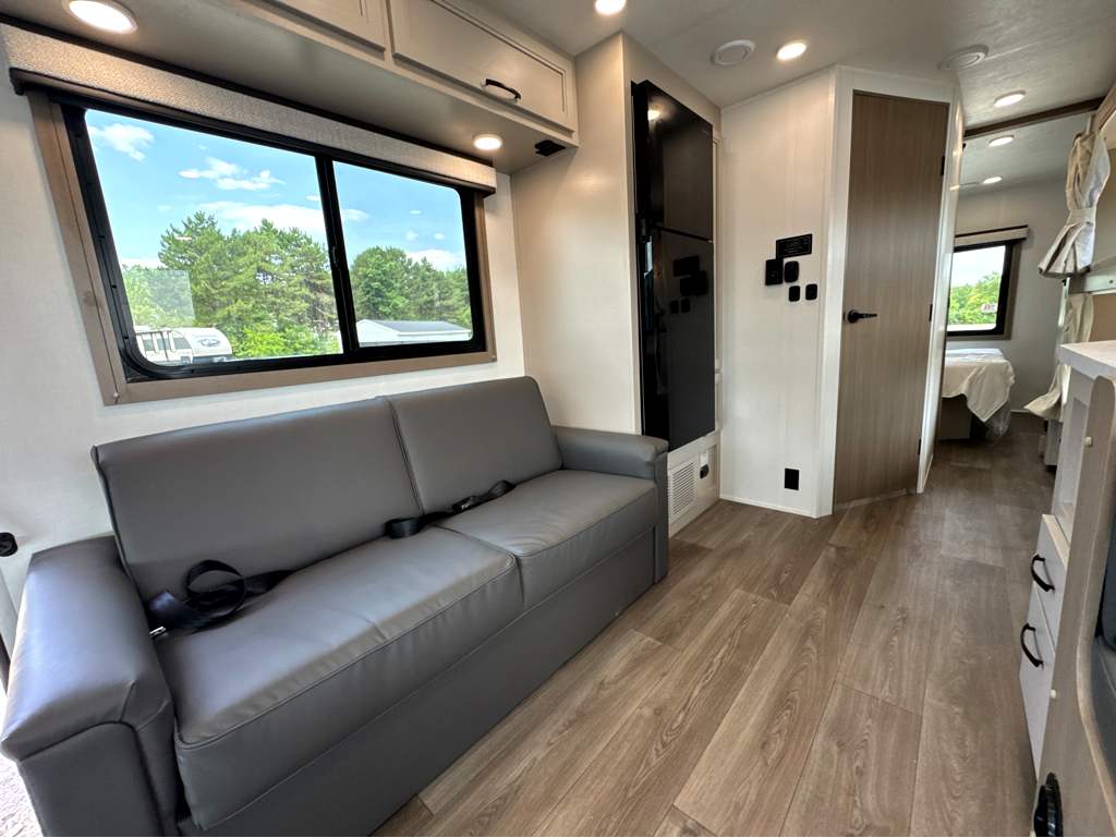 2027 Jayco Redhawk SE 31FF - Image 4