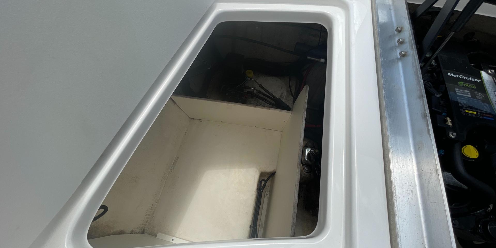 2015 Sea Ray 190 Sport - Image 22