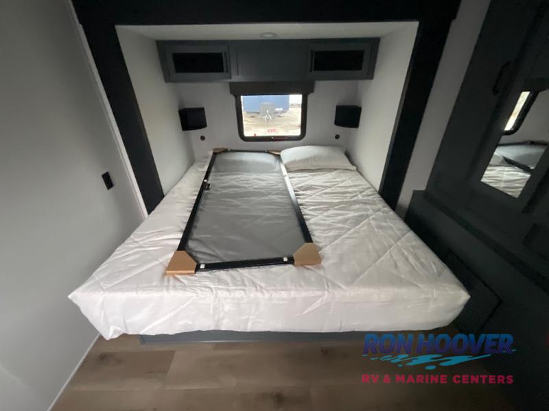 2026 PALOMINO 39DBT - Image 24