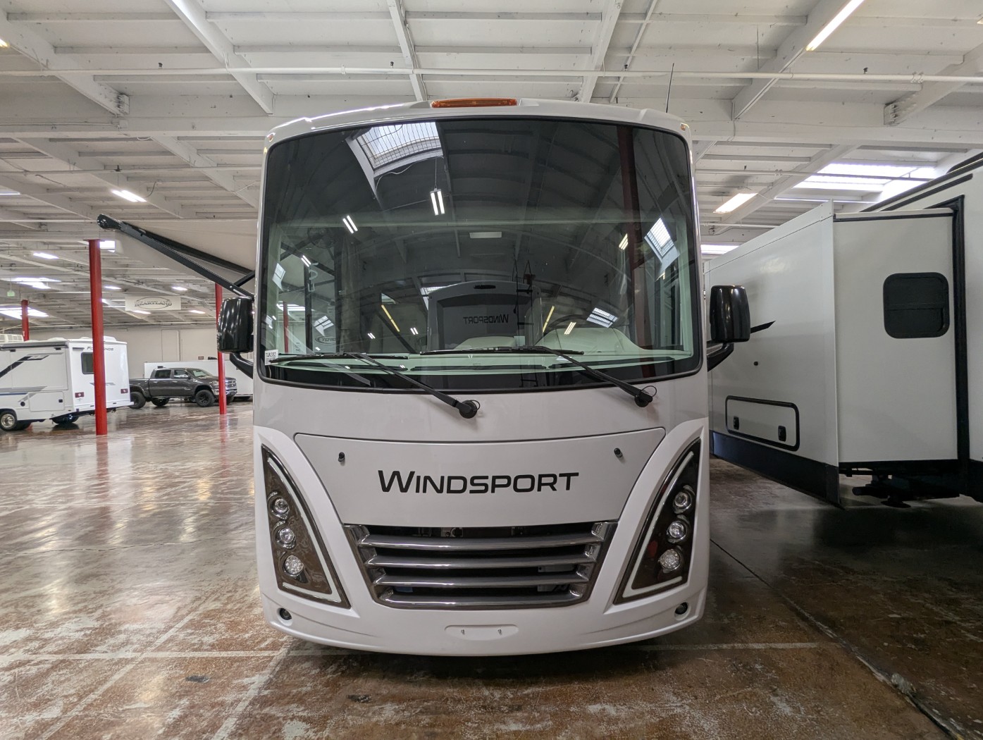 2027 Thor Motor Coach Windsport 29L - Image 2