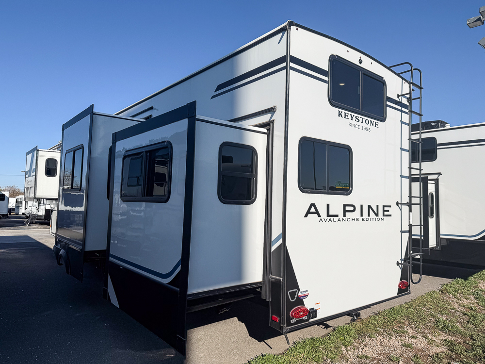 2026 KEYSTONE 380LT - Image 13