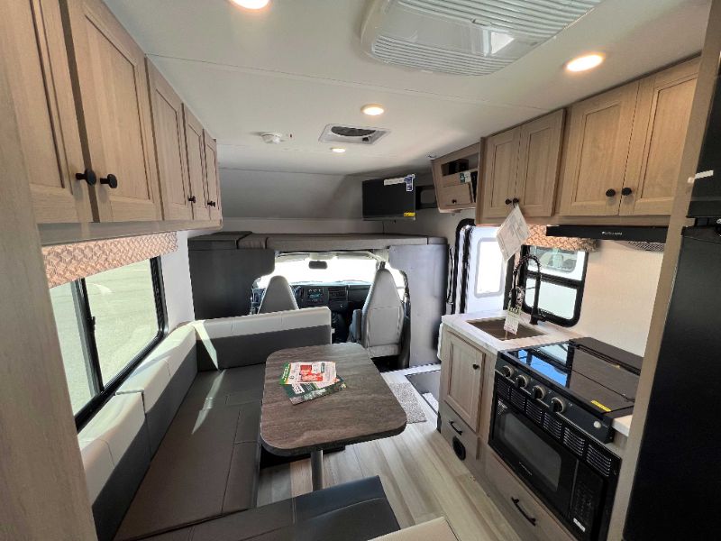 2026 Forest River Sunseeker LE 2350LE - Image 10
