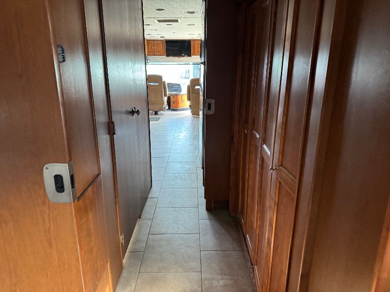 2015 Tiffin Allegro Red 38 QBA - Image 16