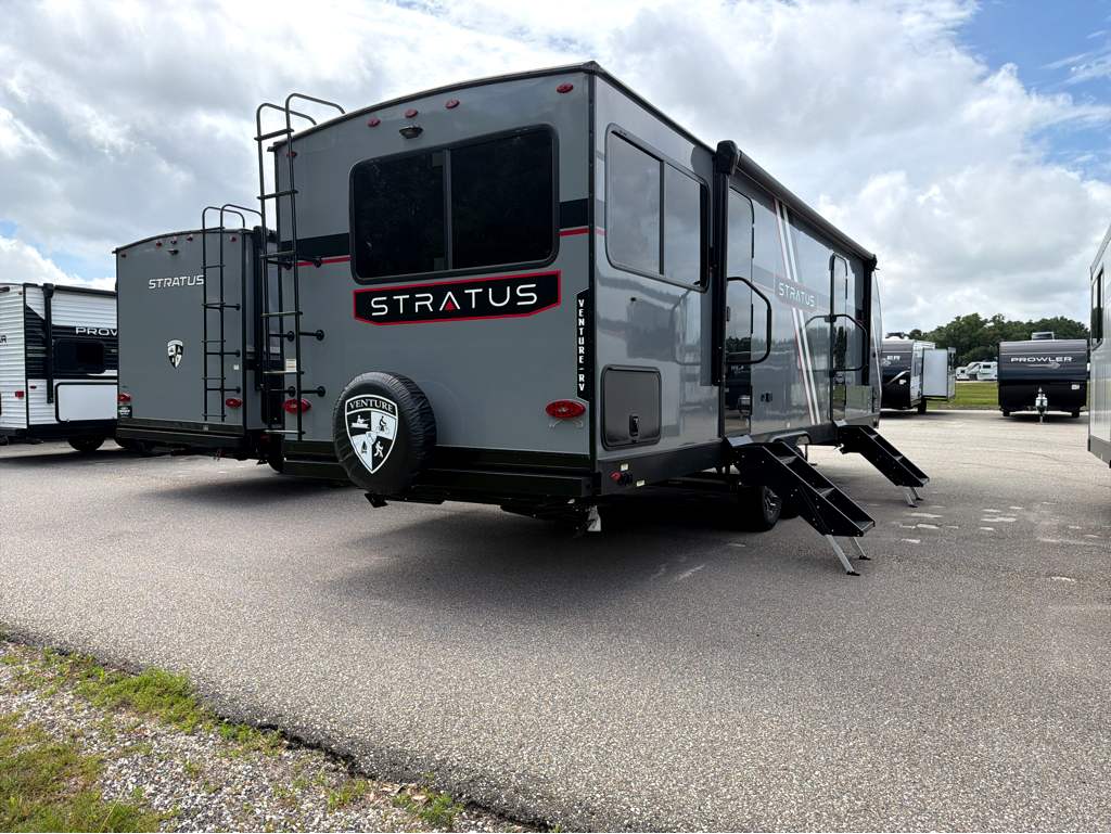 2026 VENTURE RV STRATUS 262VFK - Image 4