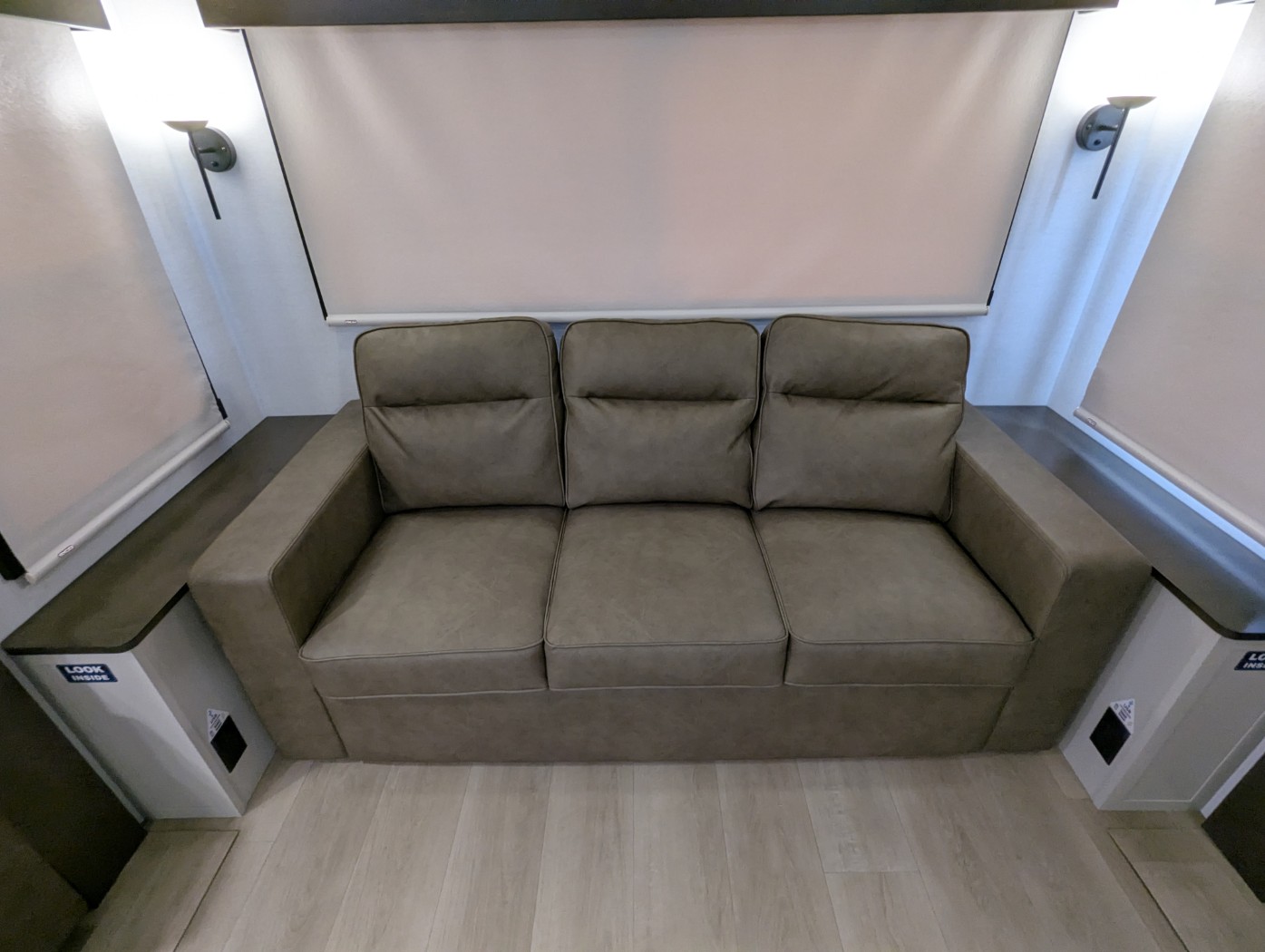 2027 Alliance RV Paradigm 310RL - Image 39