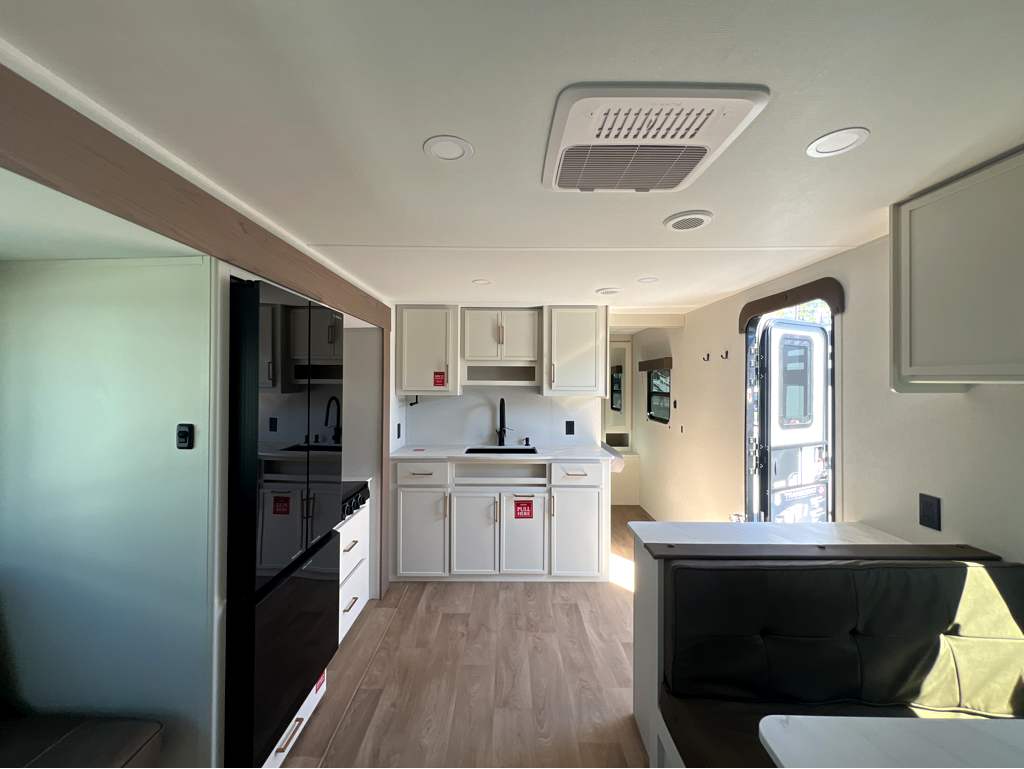 2026 GRAND DESIGN TRANSCEND 26BHX - Image 15