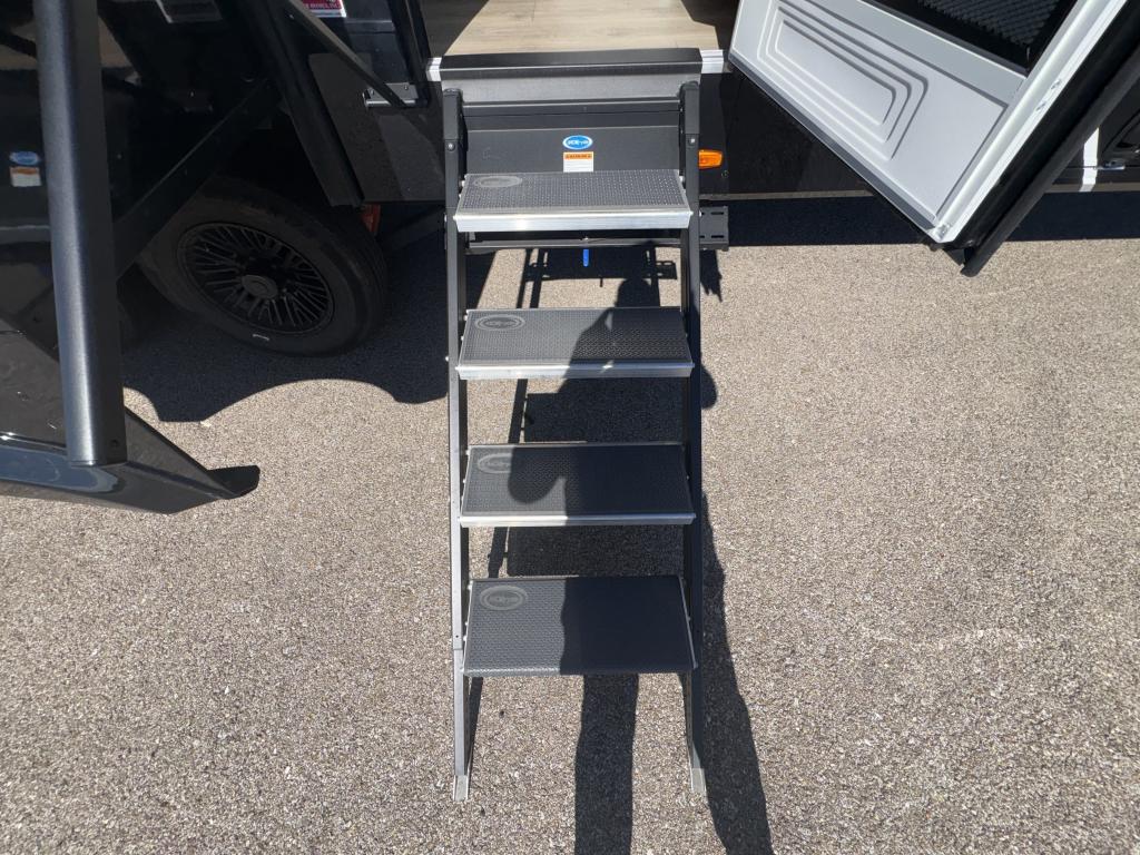 2026 BRINKLEY MODEL Z 3100 - Image 40