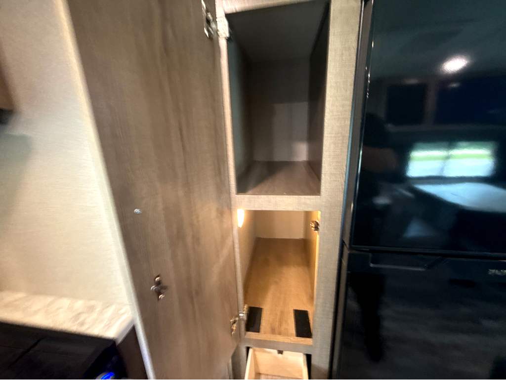 2023 GRAND DESIGN IMAGINE XLS 23LDE - Image 14