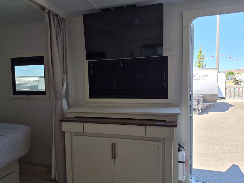2026 Brinkley RV Model Ix 23x - Image 15