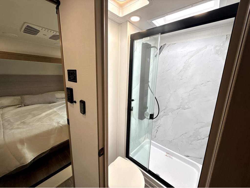 2027 JAYCO GREYHAWK 30Z - Image 27