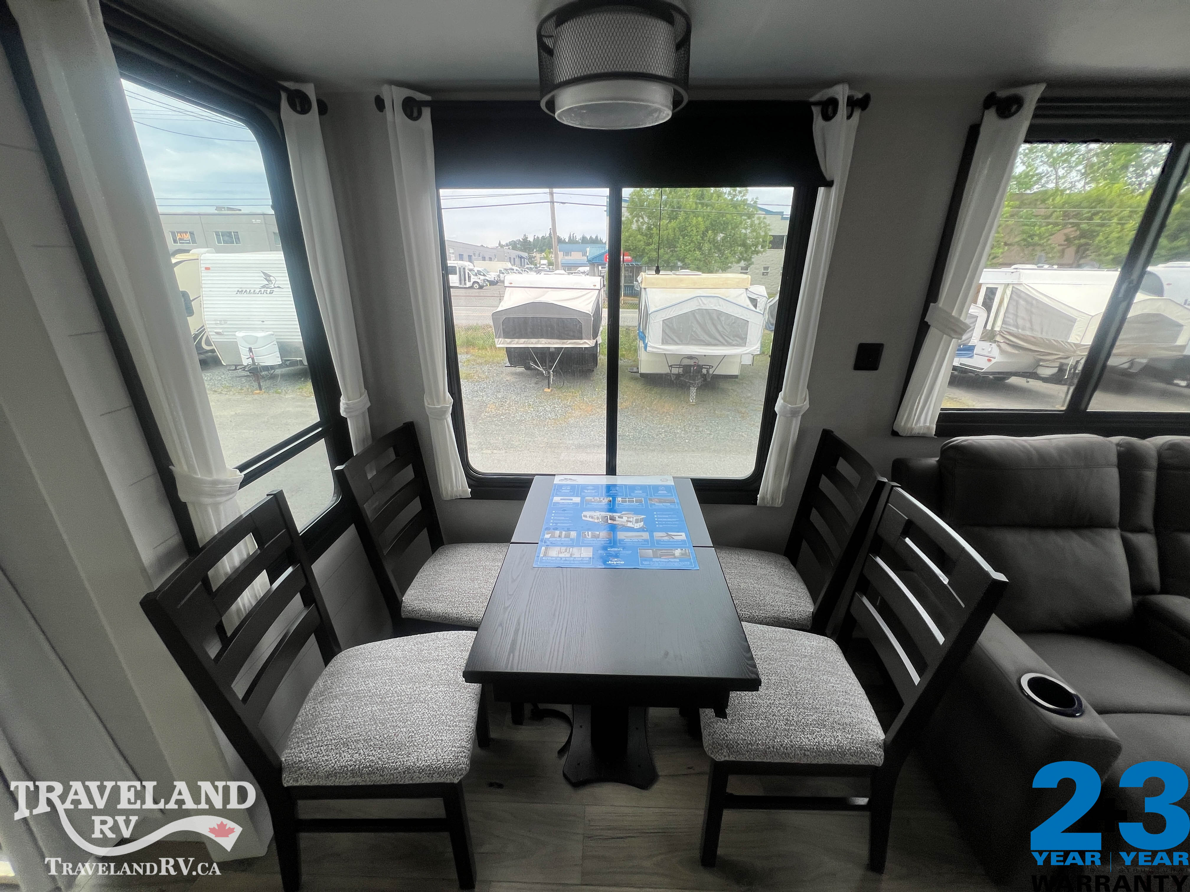 2026 Jayco Jay Flight Bungalow 40RLTS - Image 11