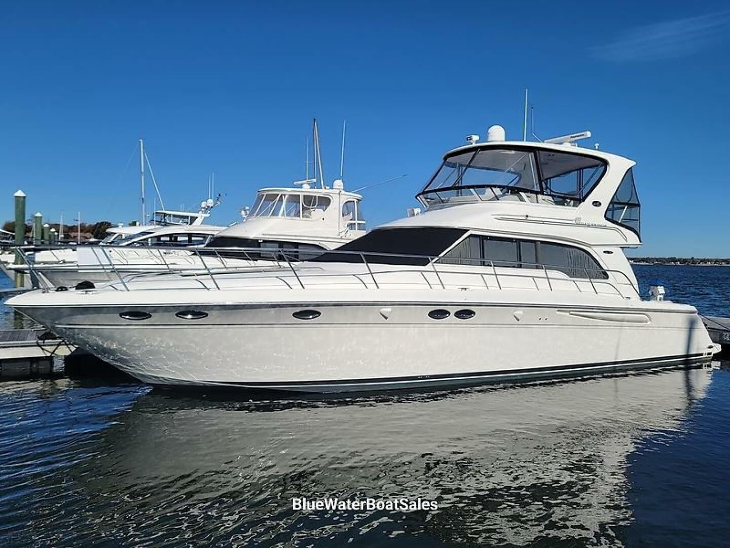 2003 Sea Ray 480 Sedan Bridge - Image 3