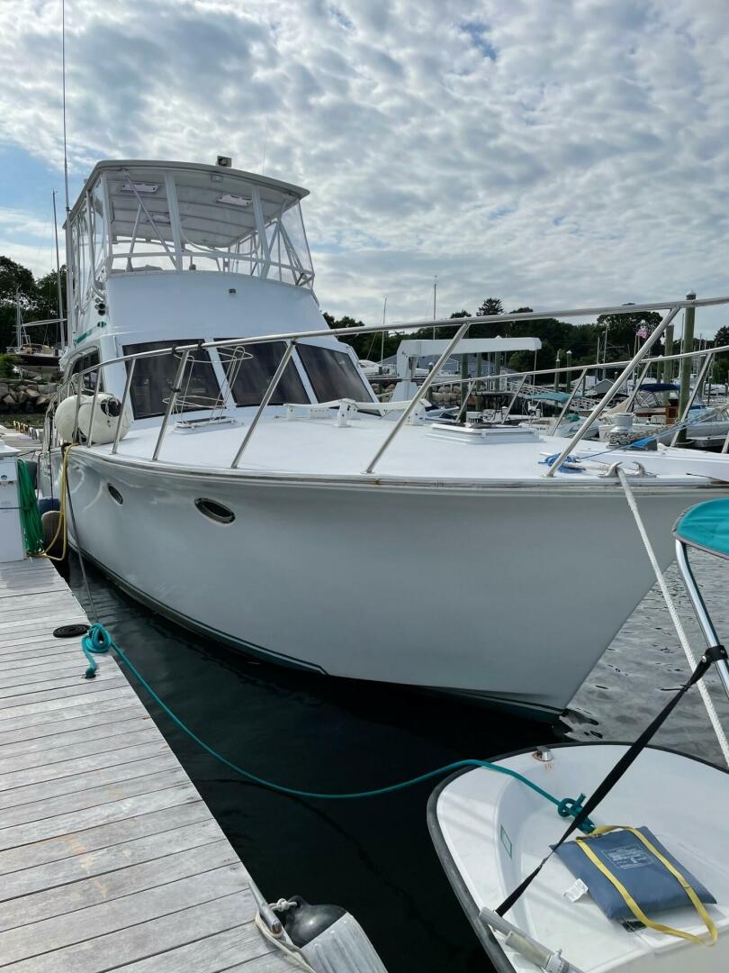 1996 Egg Harbor by Cayman - Image 2