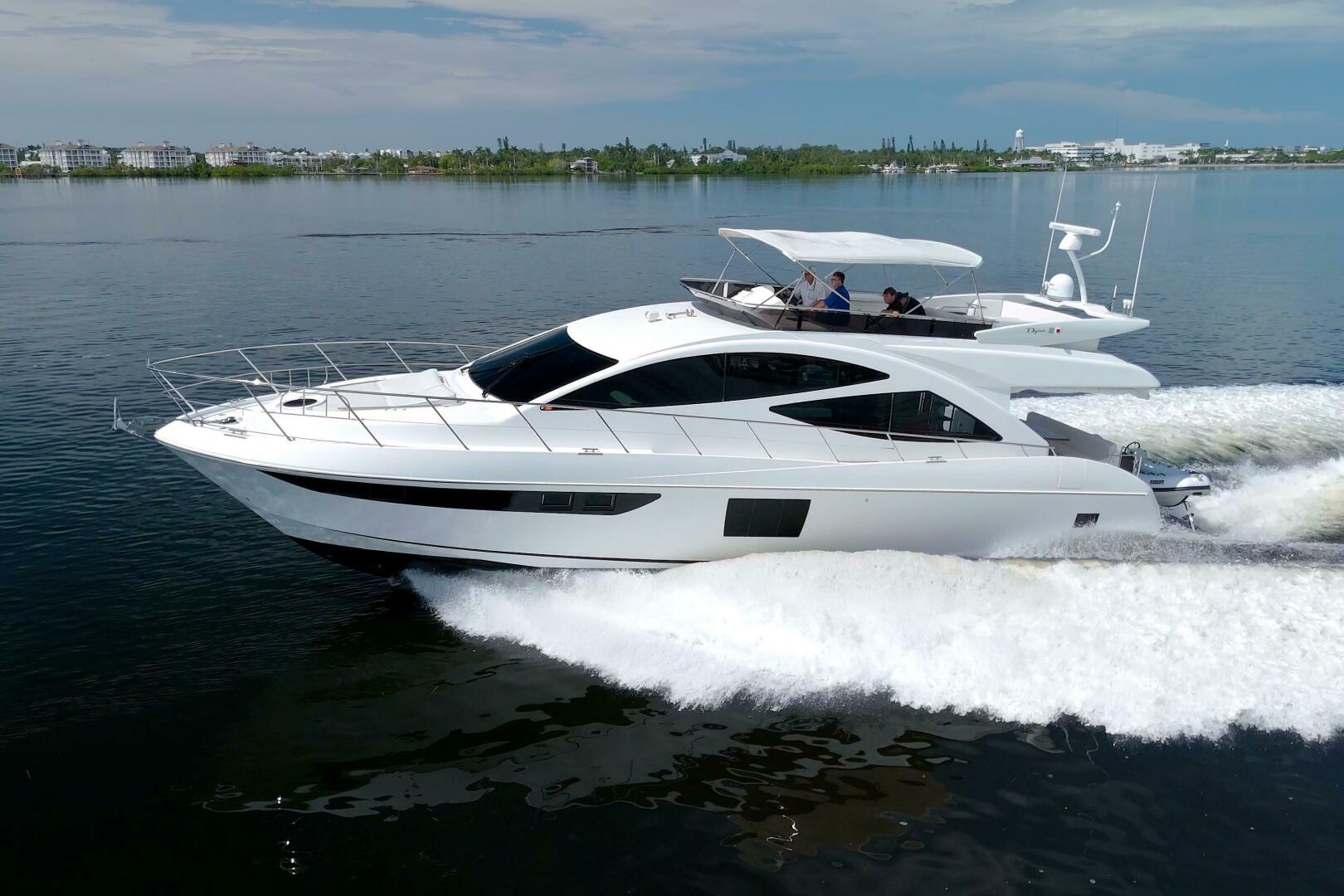 2015 Dyna Yachts 60 Pilothouse Motoryacht - Image 7