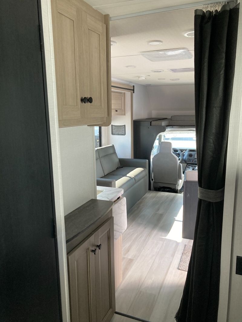 2026 Forest River Sunseeker LE 3250SLEF - Image 37