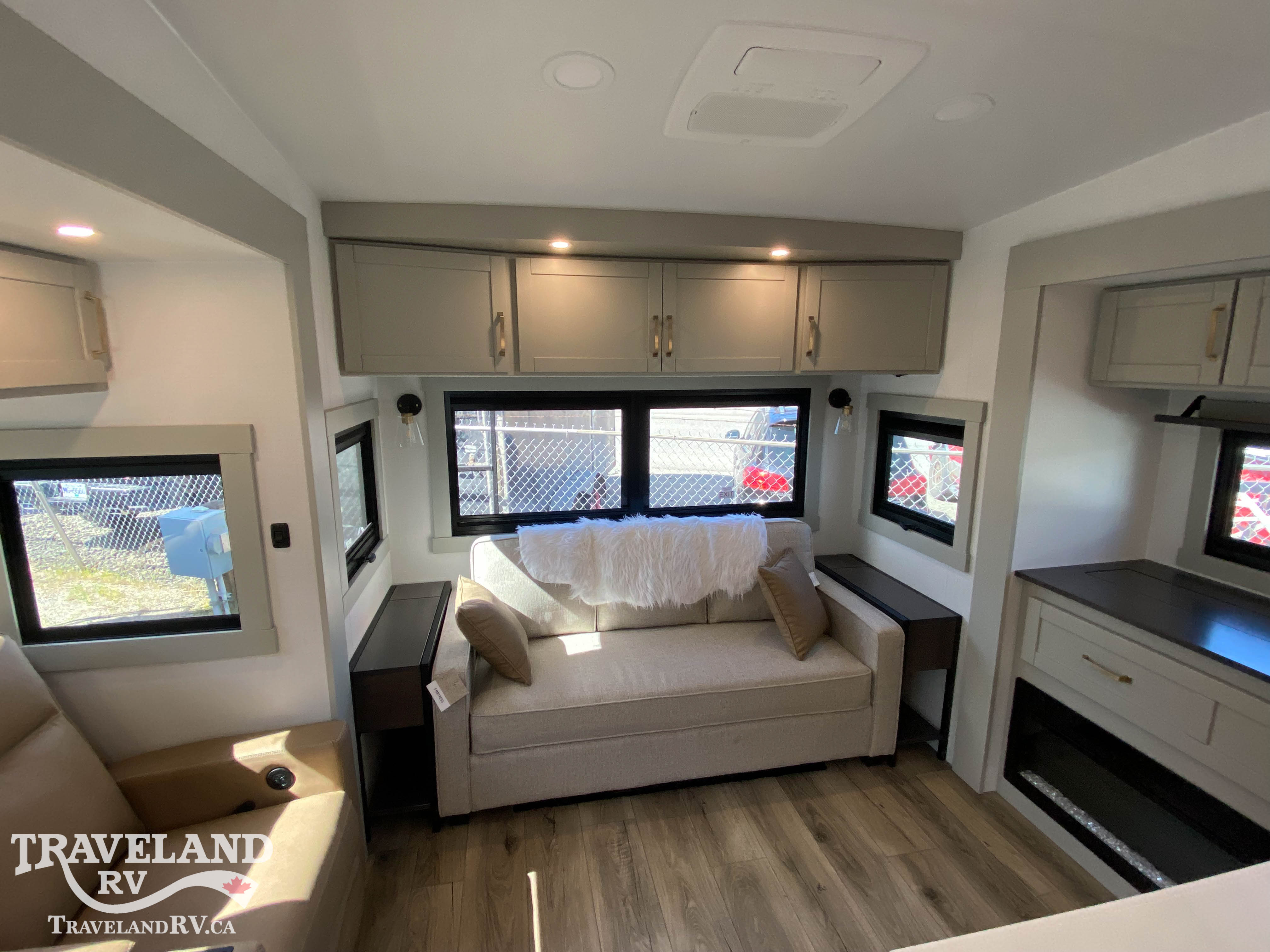 2026 Brinkley RV Model Z 2900 - Image 8