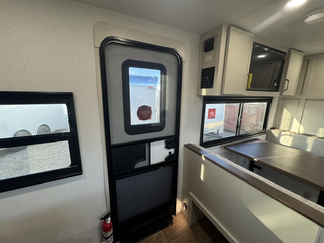 2027 IMAGINE XLS 22MLE - Image 26