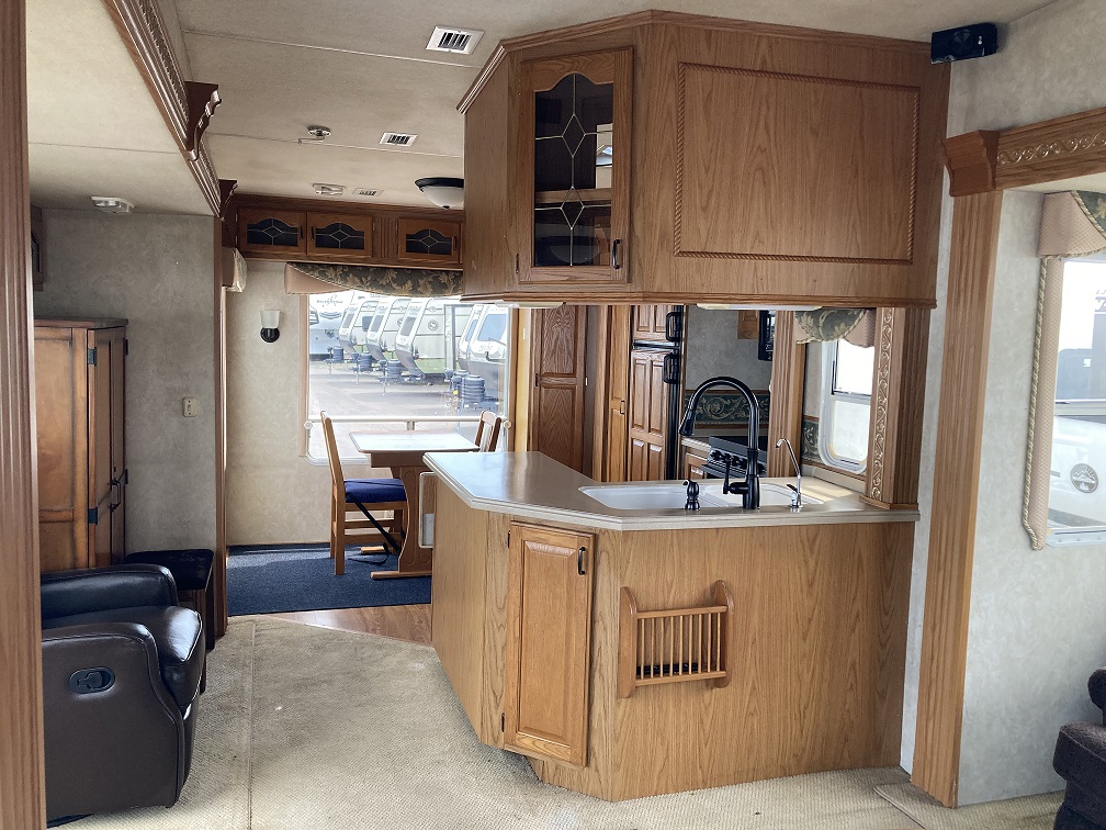 2006 NuWa Hitchhiker 36CK - Image 6