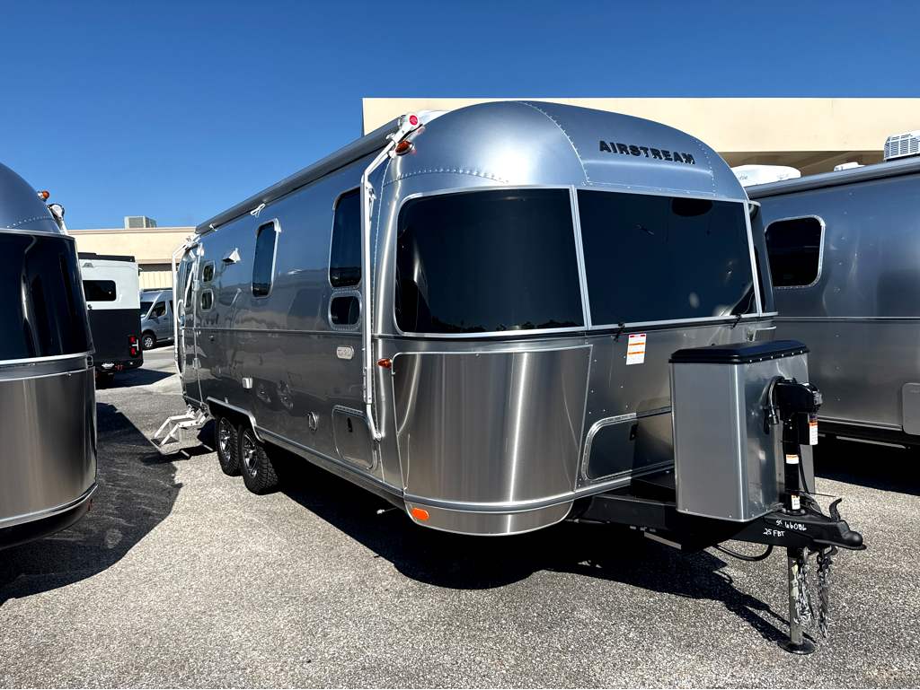 2026 AIRSTREAM TRADE WIND 25FBT - Image 1