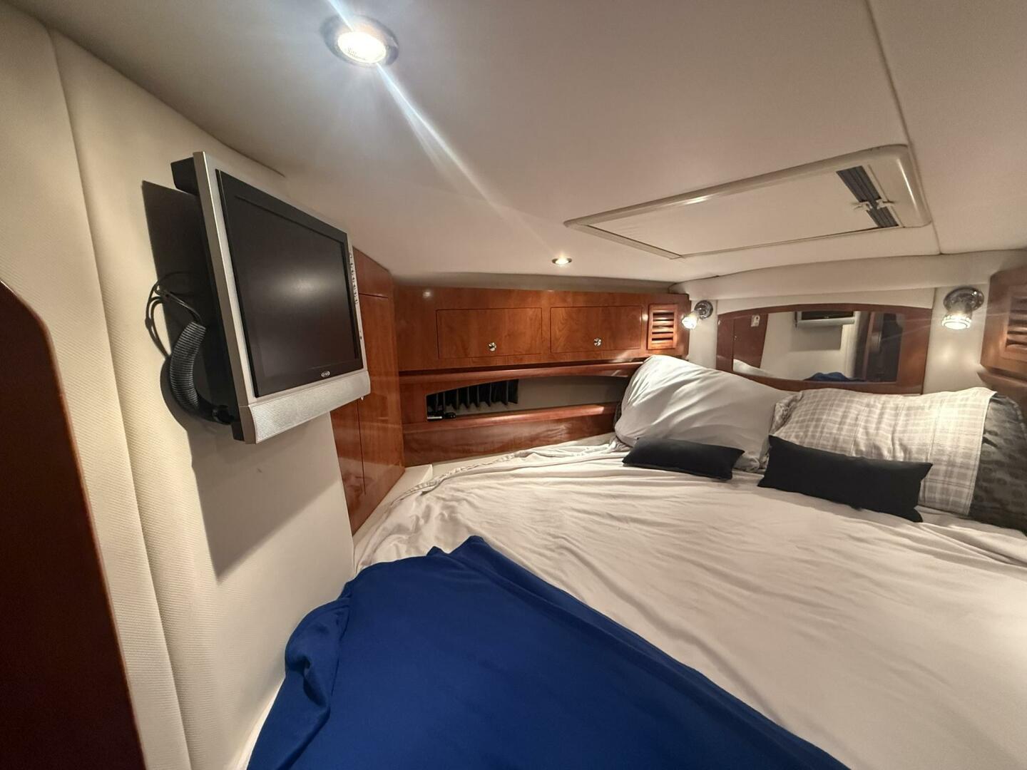 2008 Four Winns 378 Vista - Image 21
