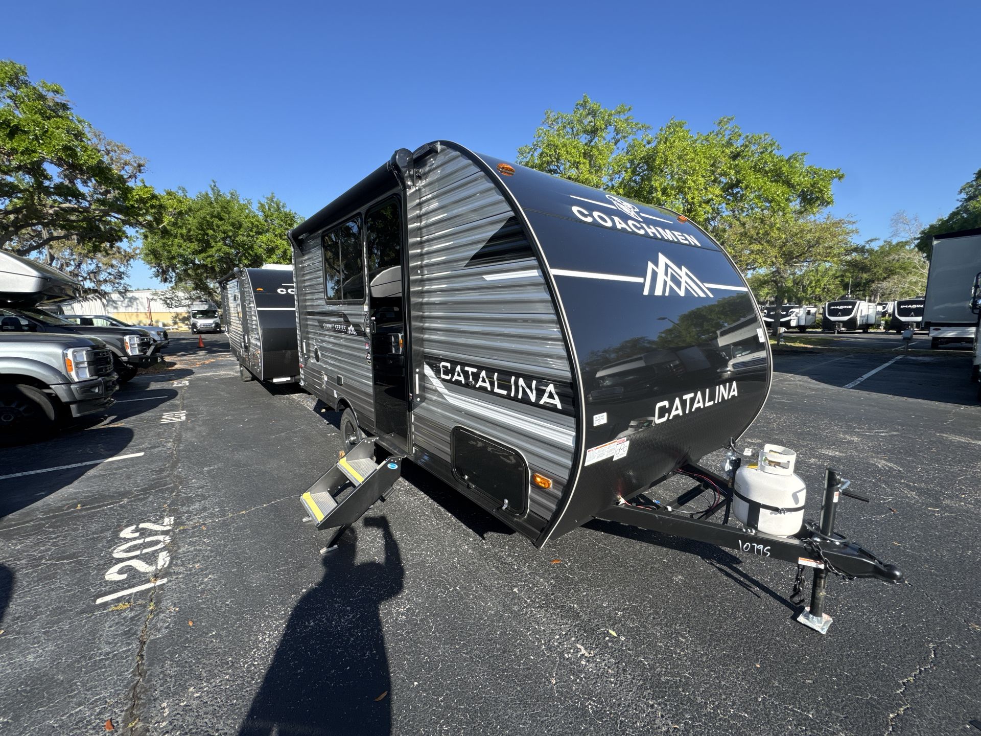 2025 Coachmen Catalina Summit Series 7