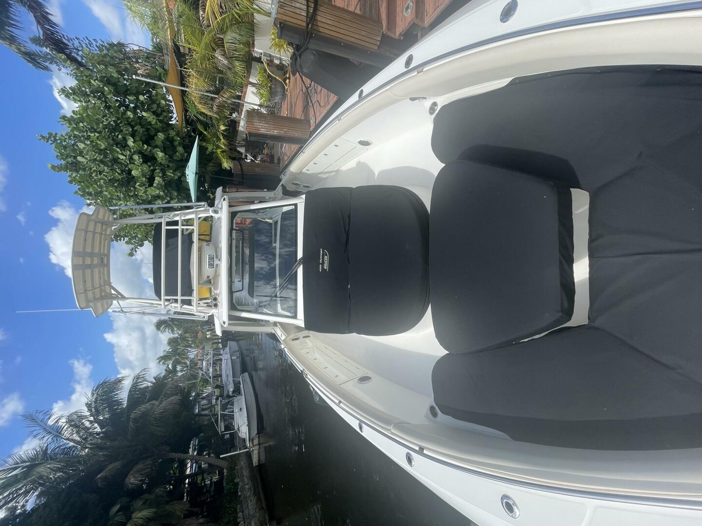 2016 Boston Whaler - Image 143