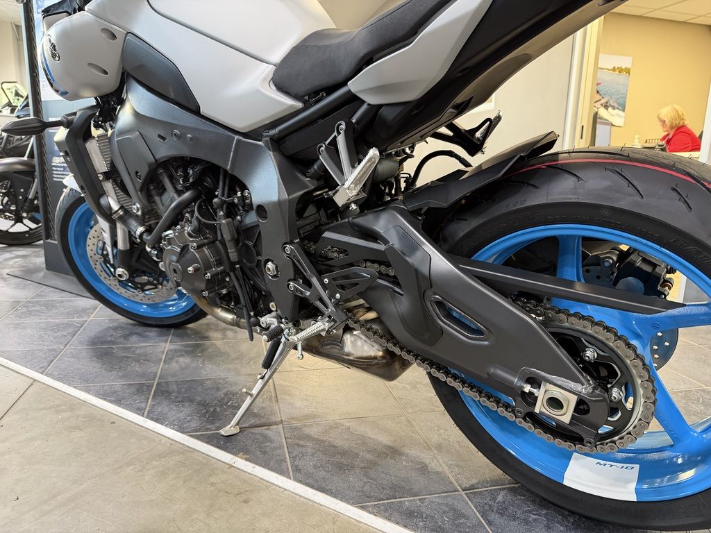 2026 Yamaha MT-10 - Image 7