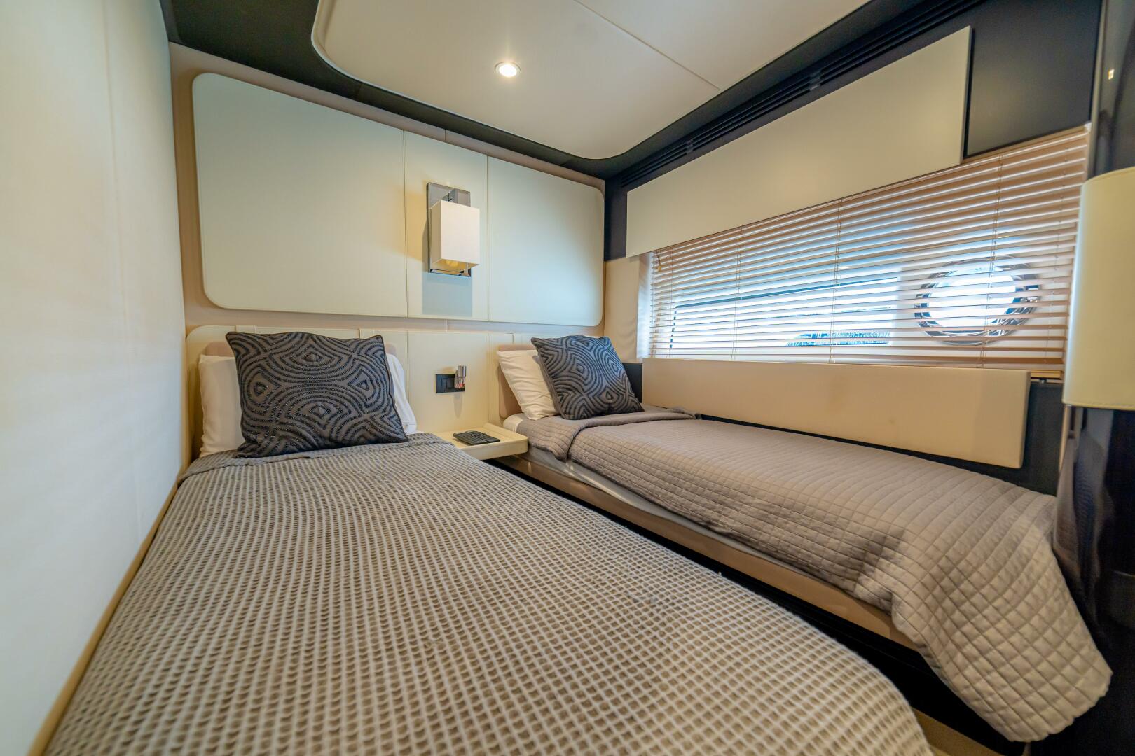 2017 Azimut 77S - Image 78