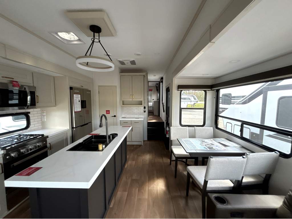 2026 GRAND DESIGN INFLUENCE 3503GK - Image 20