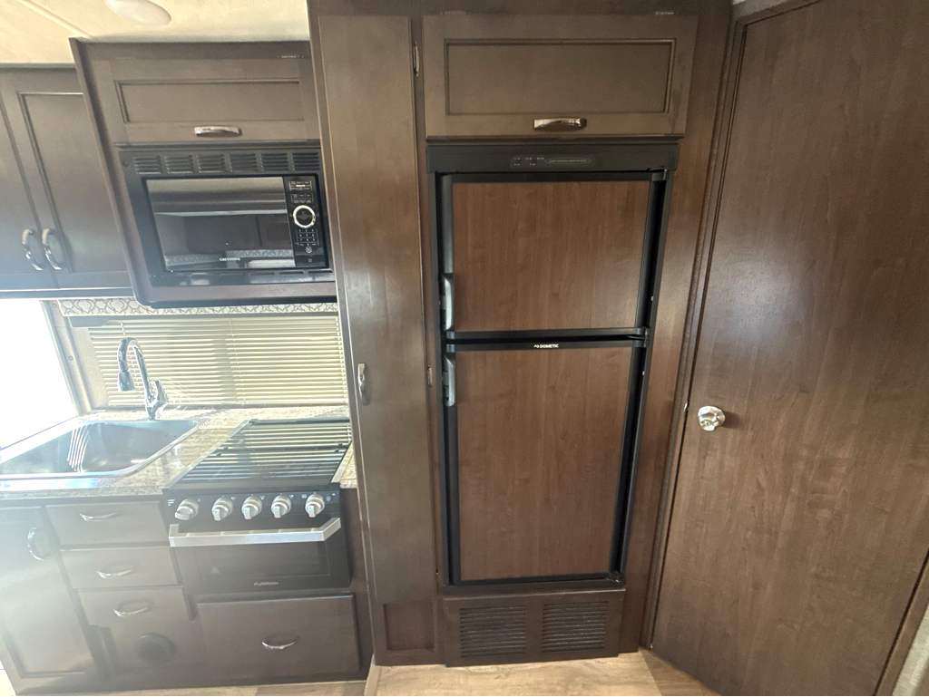 2019 Thor Motor Coach FREEDOM ELITE 24HE - Image 19