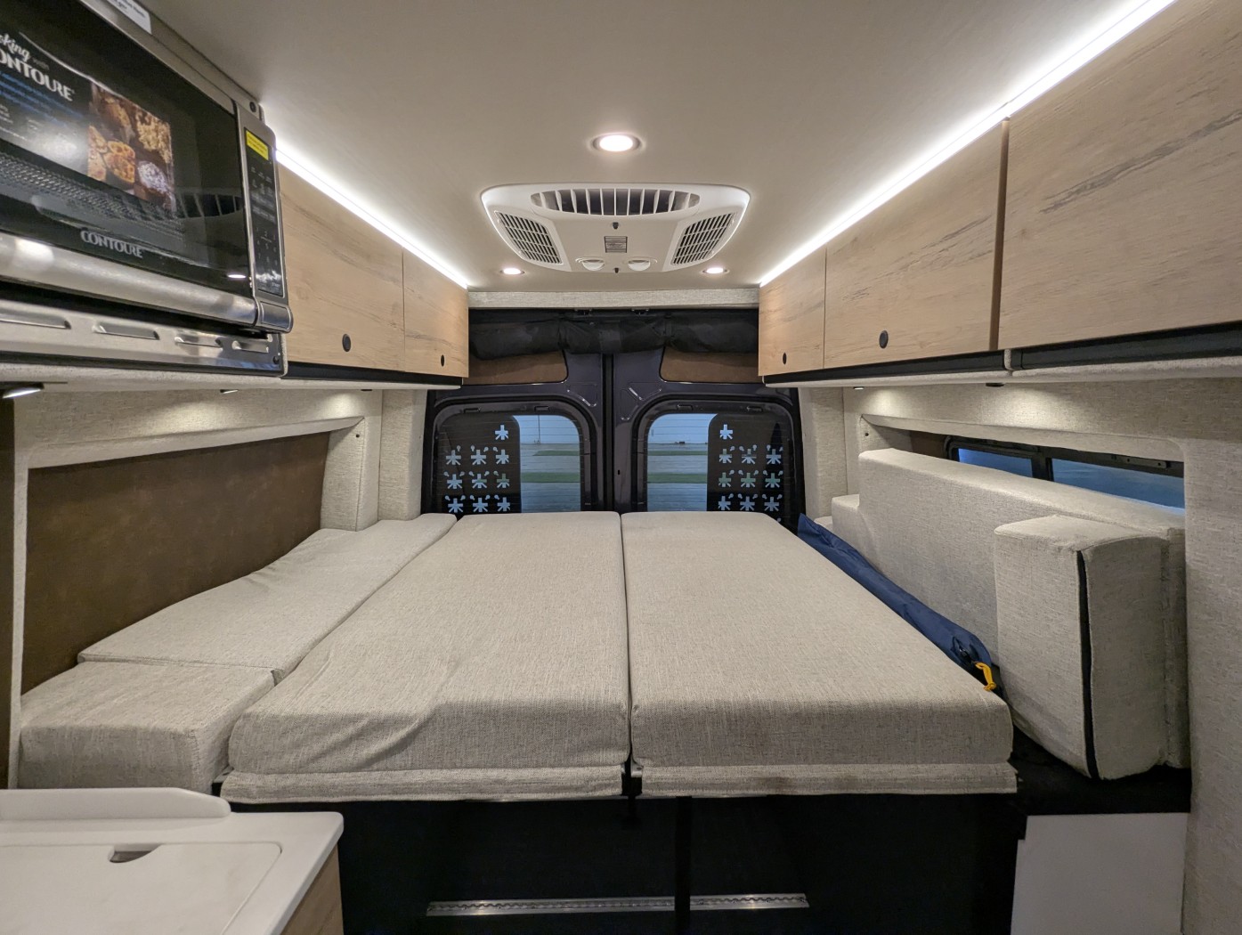 2027 Storyteller Overland Dark Mode OG - Image 27