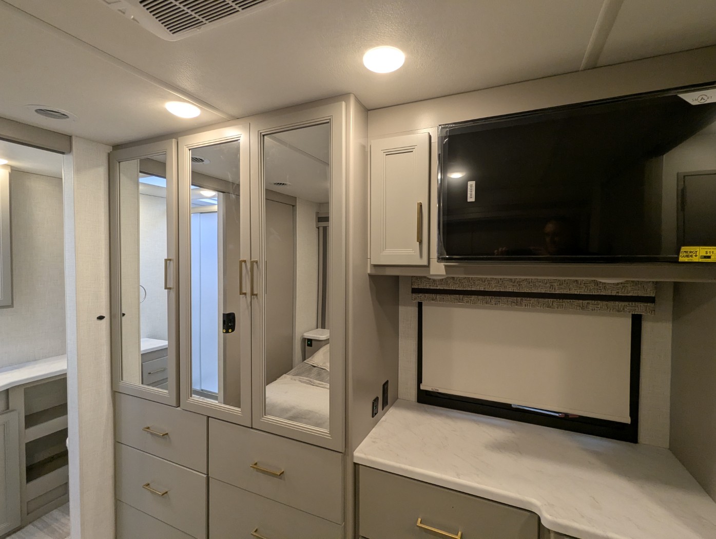 2026 Thor Motor Coach Windsport 35G - Image 18