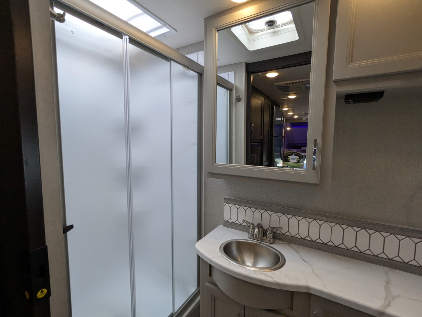 2026 Thor Motor Coach Omni Trail S29 - ATH EDITION - Image 32
