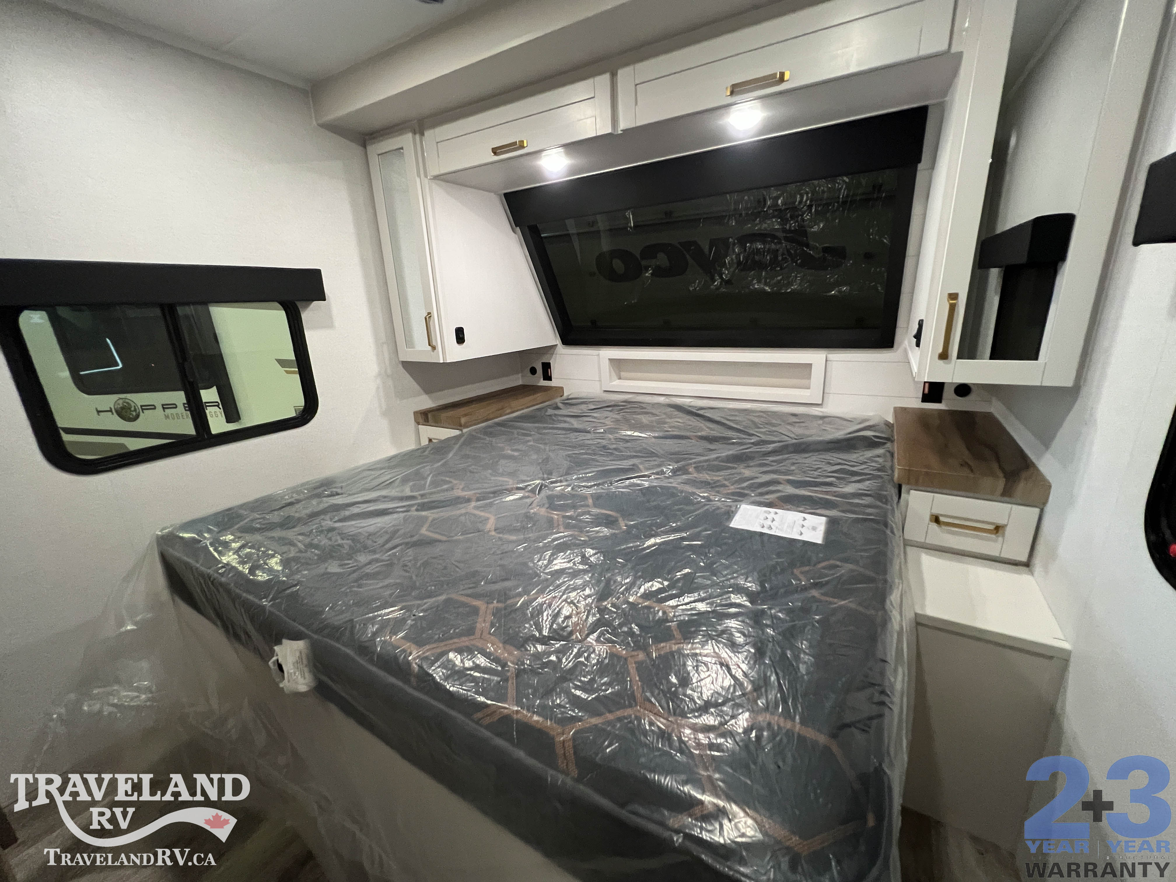 2027 Jayco Eagle 312BHOK - Image 36
