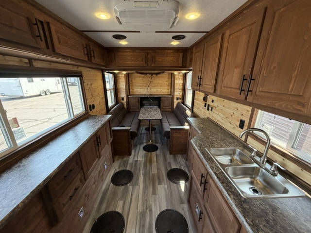2027 ICE CASTLE RV EXTREME III 8X21 - Image 16