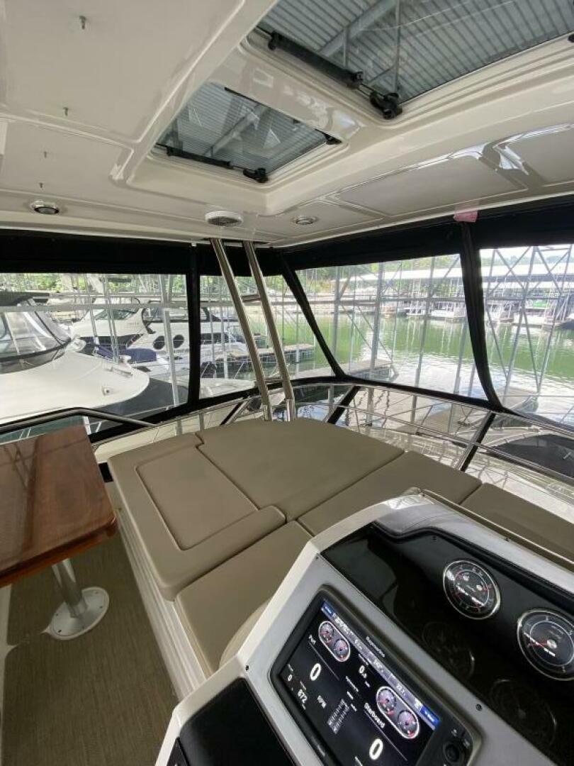 2016 Sea Ray 510 FLY - Image 45